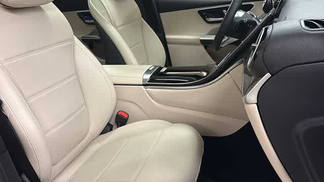 Certified 2026 Mercedes-Benz GLC 300 4MATIC image 36