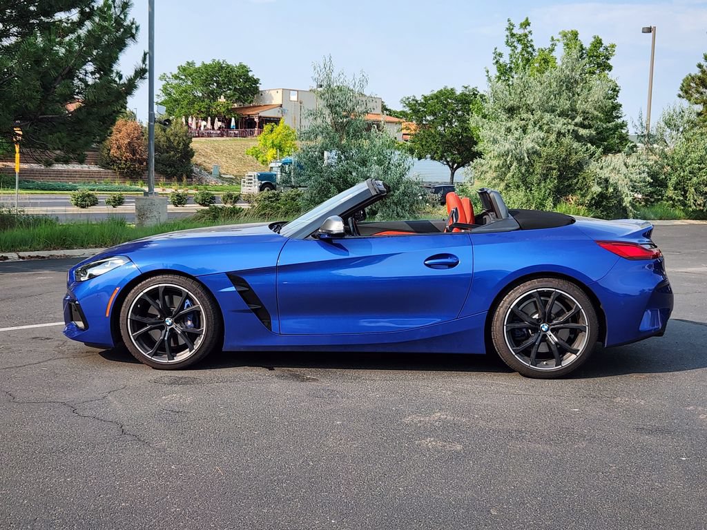 Used 2024 BMW Z4 M40i w/ Premium Package RWD image 3