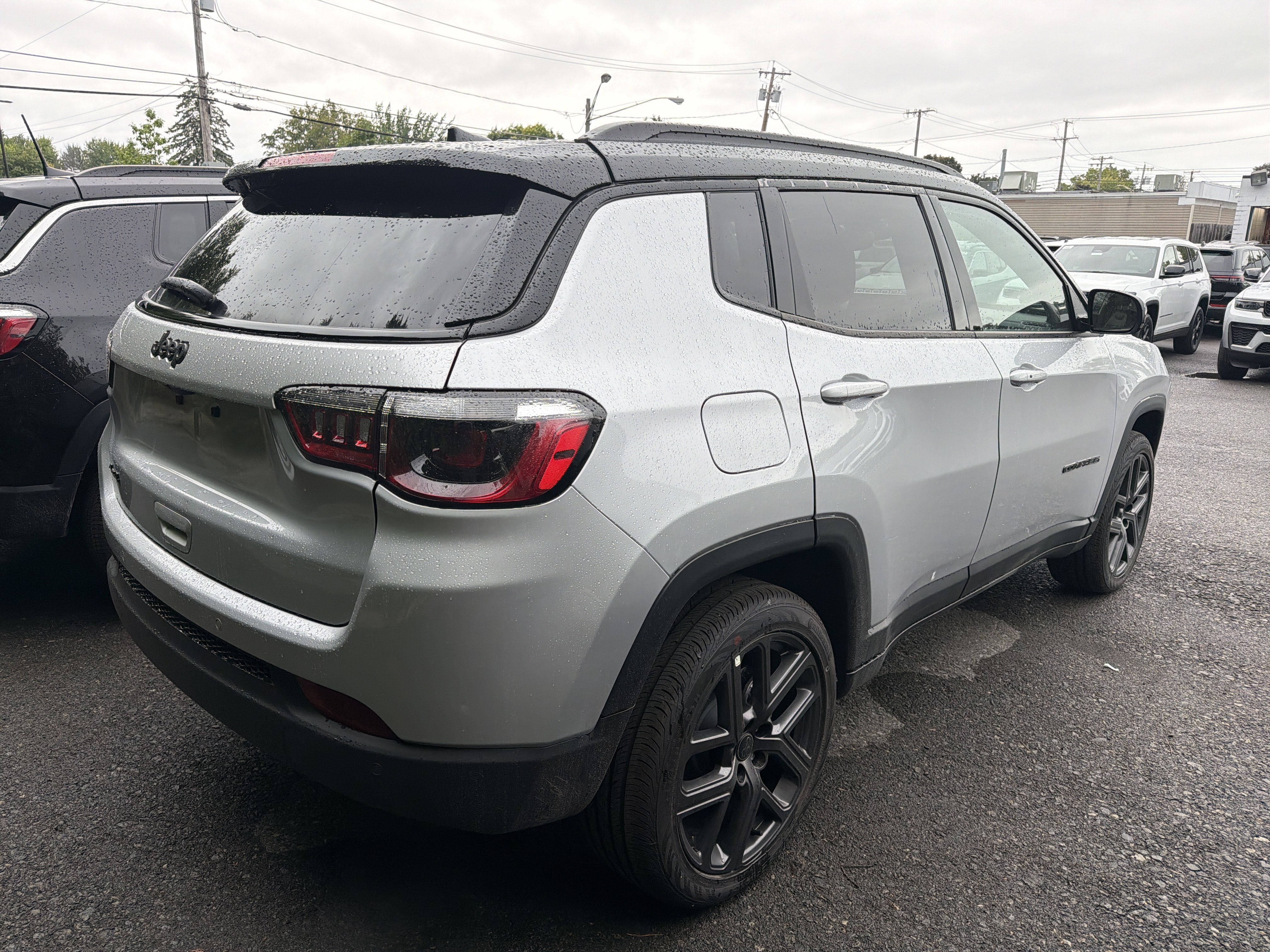 New 2026 Jeep Compass Limited w/ Sun, Sound & Navigation Group AWD/4WD image 7