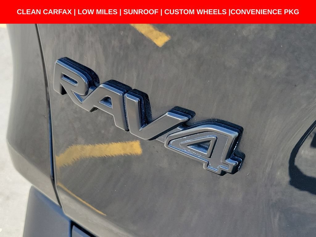 Used 2019 Toyota RAV4 XLE w/ Convenience Package FWD image 10