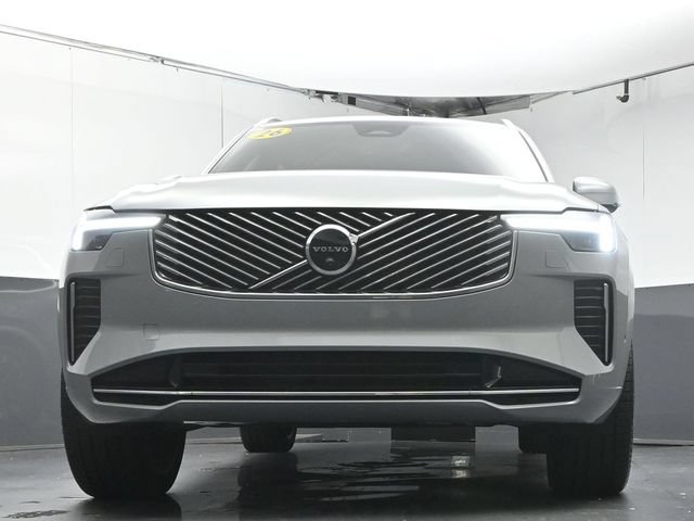 Used 2026 Volvo XC90 B6 Plus w/ Protection Package Premier AWD/4WD image 35