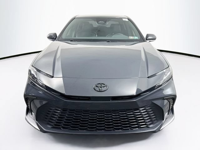 Used 2025 Toyota Camry SE w/ Convenience Package AWD/4WD image 2