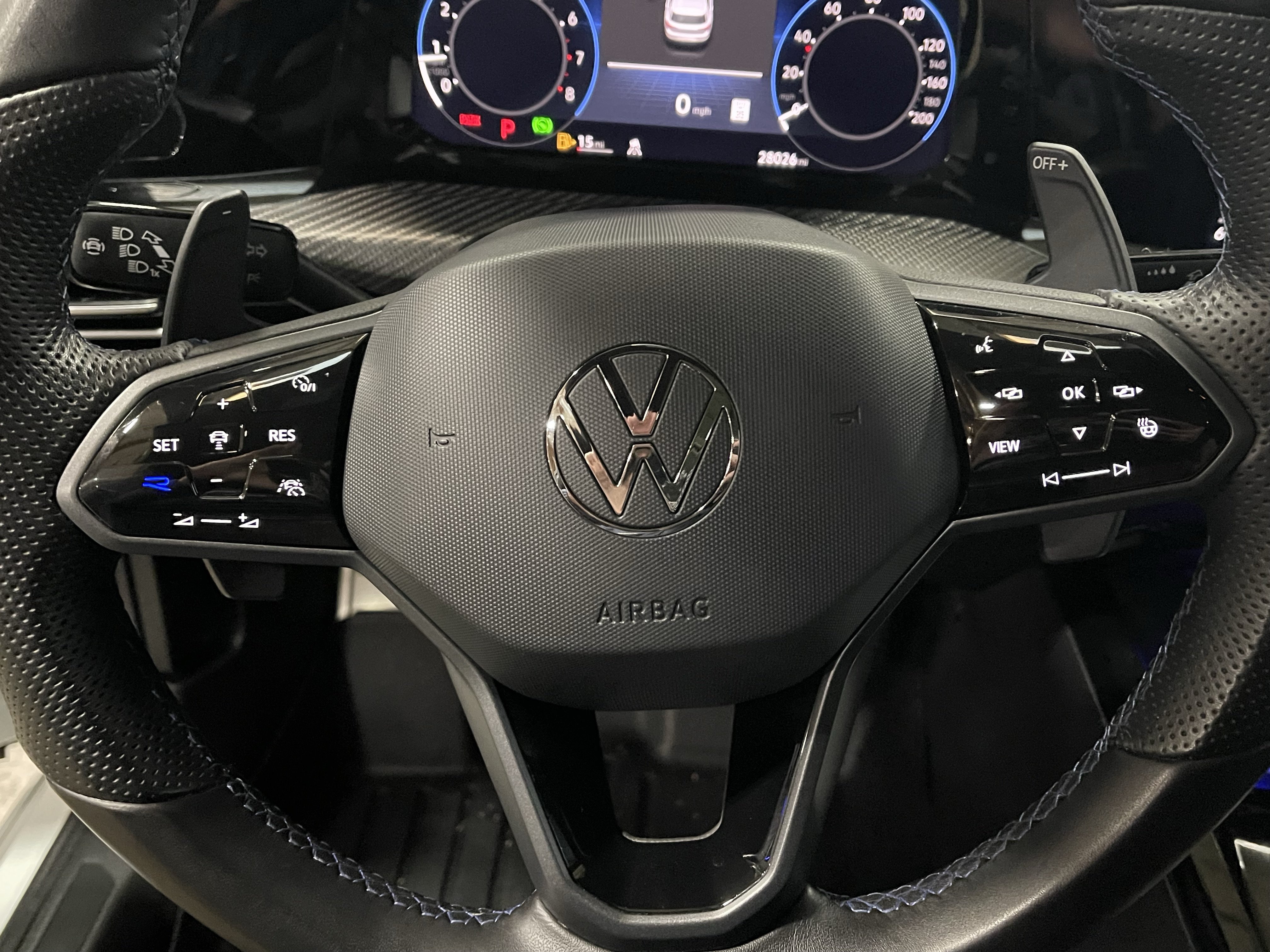 Used 2024 Volkswagen Golf R AWD/4WD image 19