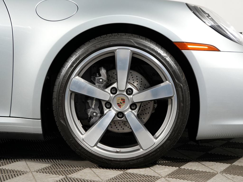 Certified 2022 Porsche 911 Carrera 4 AWD/4WD image 18