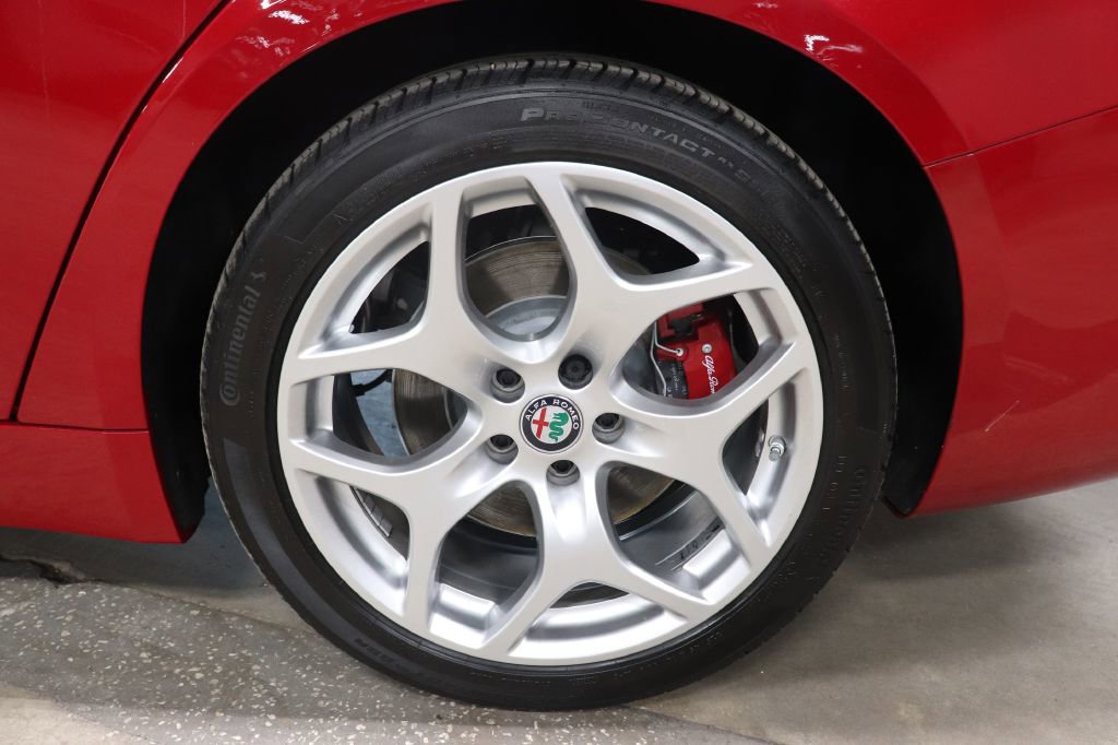 Used 2021 Alfa Romeo Giulia Ti w/ Active Assist 2 Package TI image 37