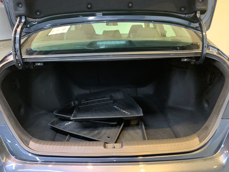 Used 2025 Honda Accord SE image 42