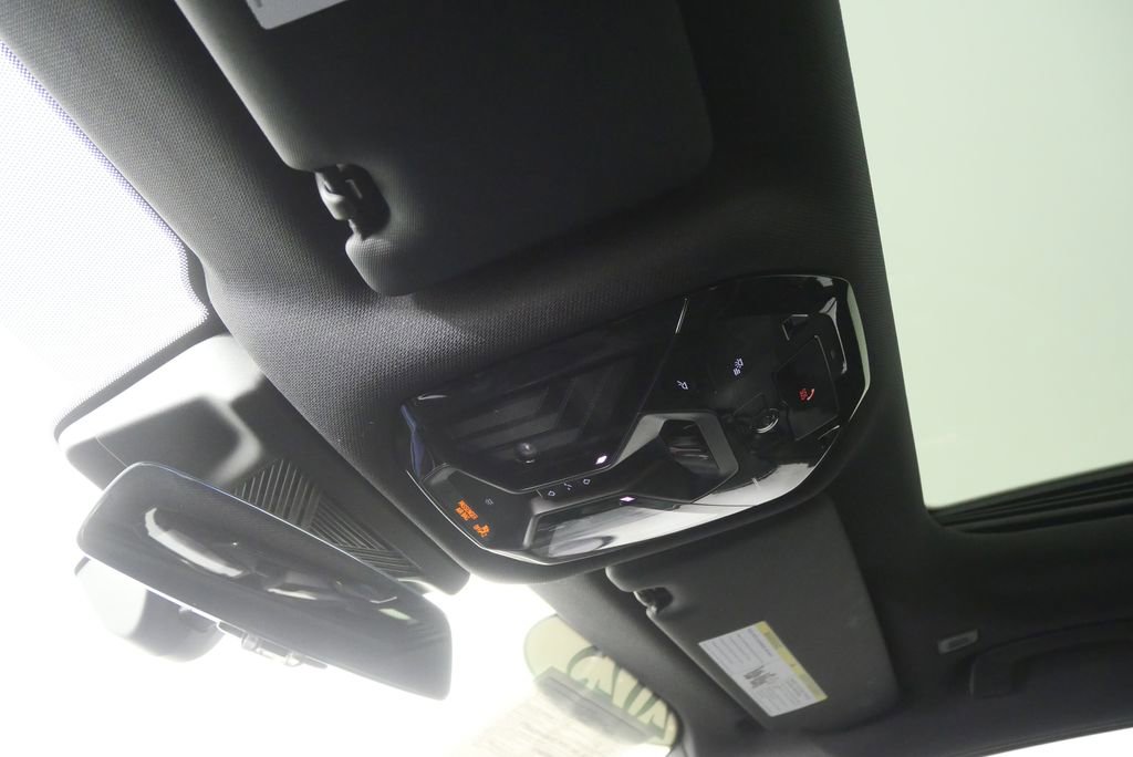 Used 2025 BMW 530i RWD image 17