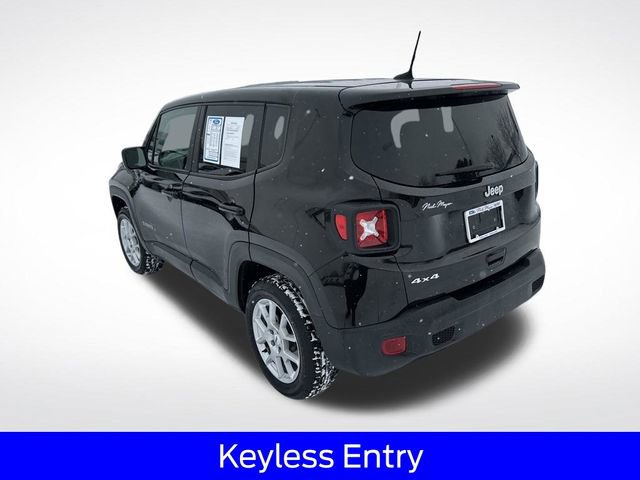 Used 2023 Jeep Renegade Latitude AWD/4WD image 7