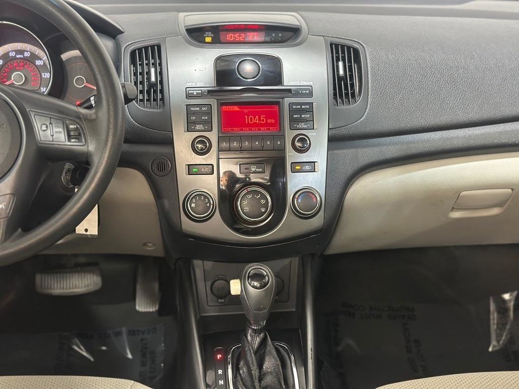Used 2013 Kia Forte EX w/ Premium Pkg image 15