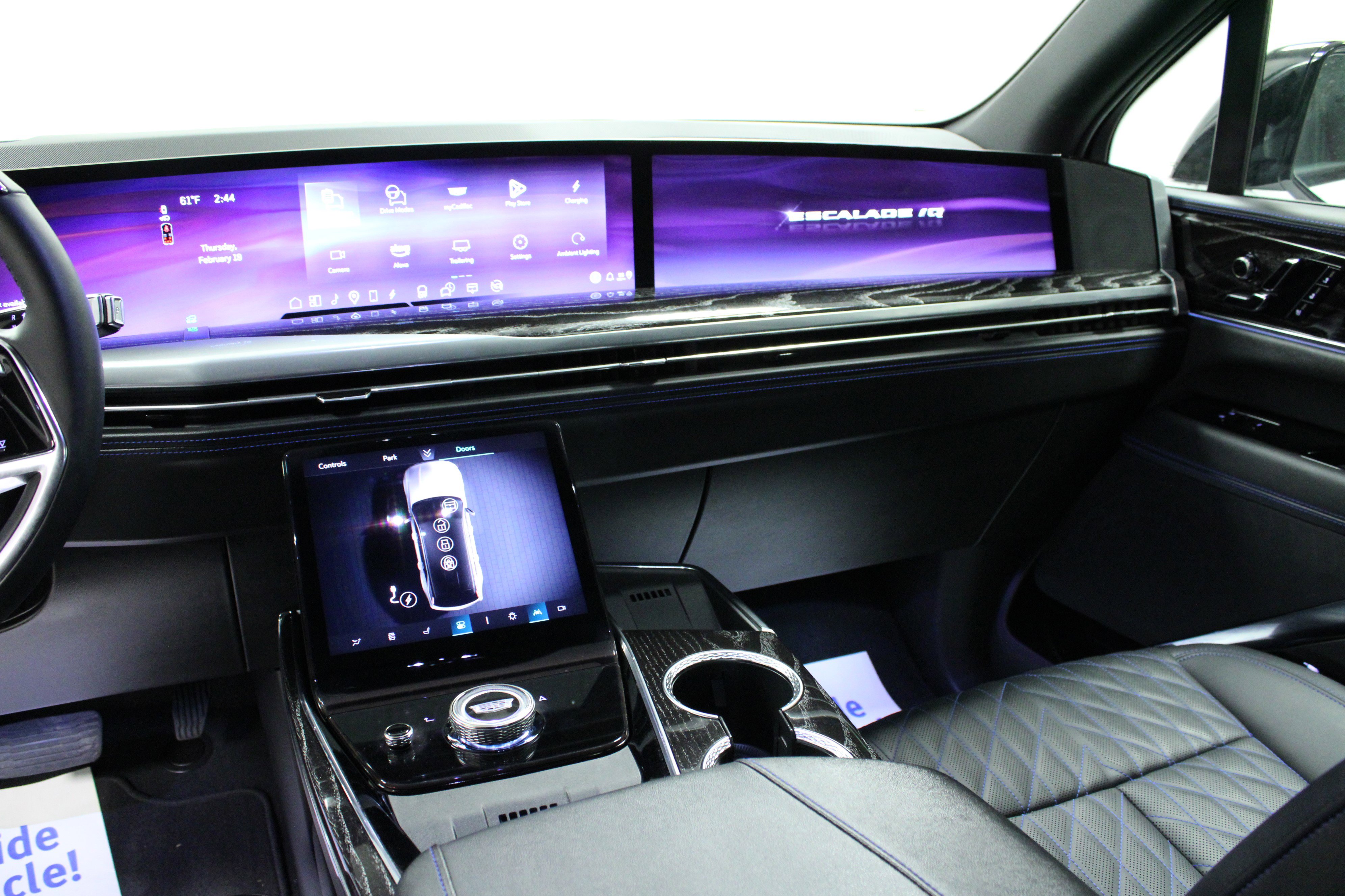 Used 2025 Cadillac Escalade IQ Luxury 1 AWD/4WD image 20