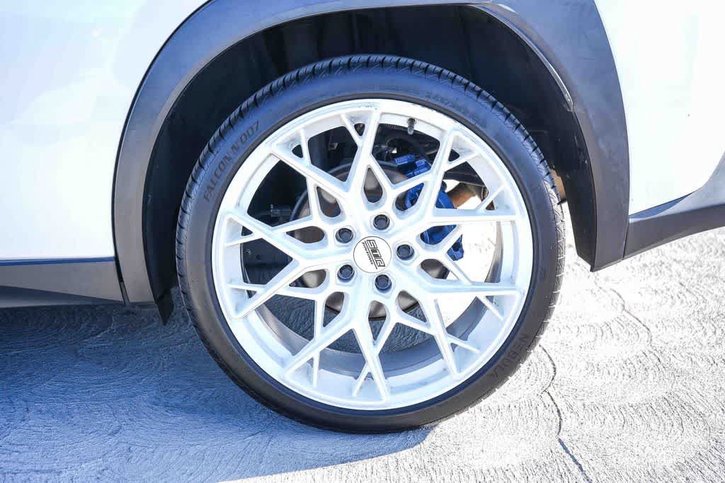 Used 2020 Lexus UX 200 w/ Accessory Package FWD image 10