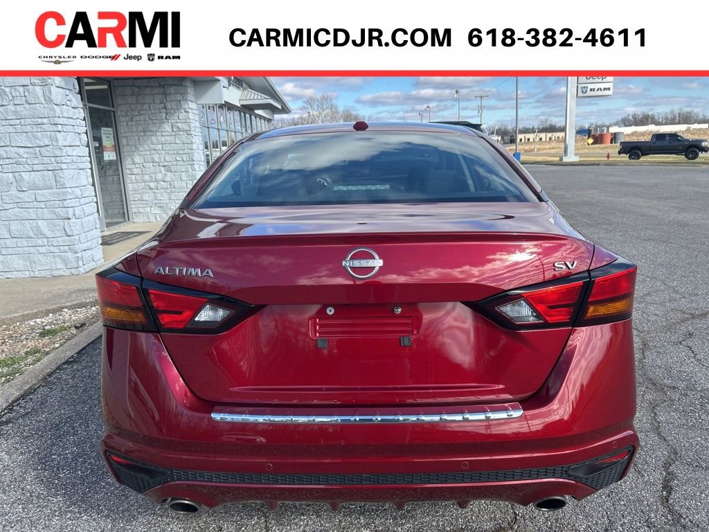 Used 2023 Nissan Altima 2.5 SV w/ SV Premium Package FWD image 5