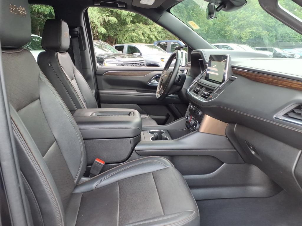 Certified 2023 Chevrolet Tahoe High Country AWD/4WD image 16