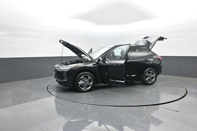 Used 2023 Ford Escape ST-Line AWD/4WD image 36