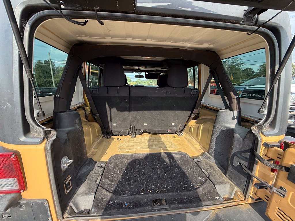 Used 2014 Jeep Wrangler Unlimited Sport w/ Max Tow Package AWD/4WD image 24