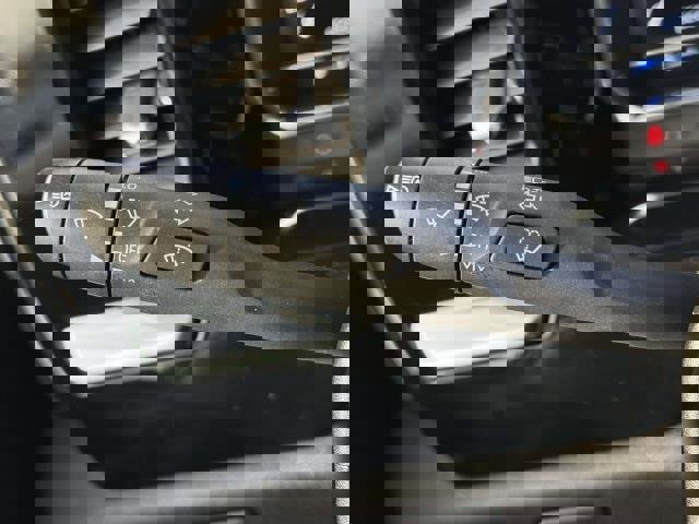 Used 2024 GMC Sierra 3500 SLE image 19