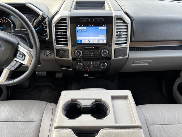 Used 2016 Ford F150 Lariat image 17