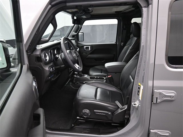Used 2023 Jeep Wrangler Unlimited Sahara image 9