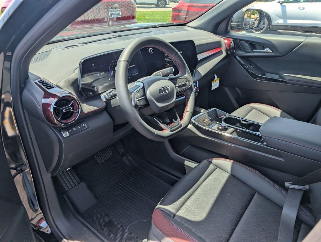 New 2026 Chevrolet Equinox RS w/ Convenience Package III AWD/4WD image 13