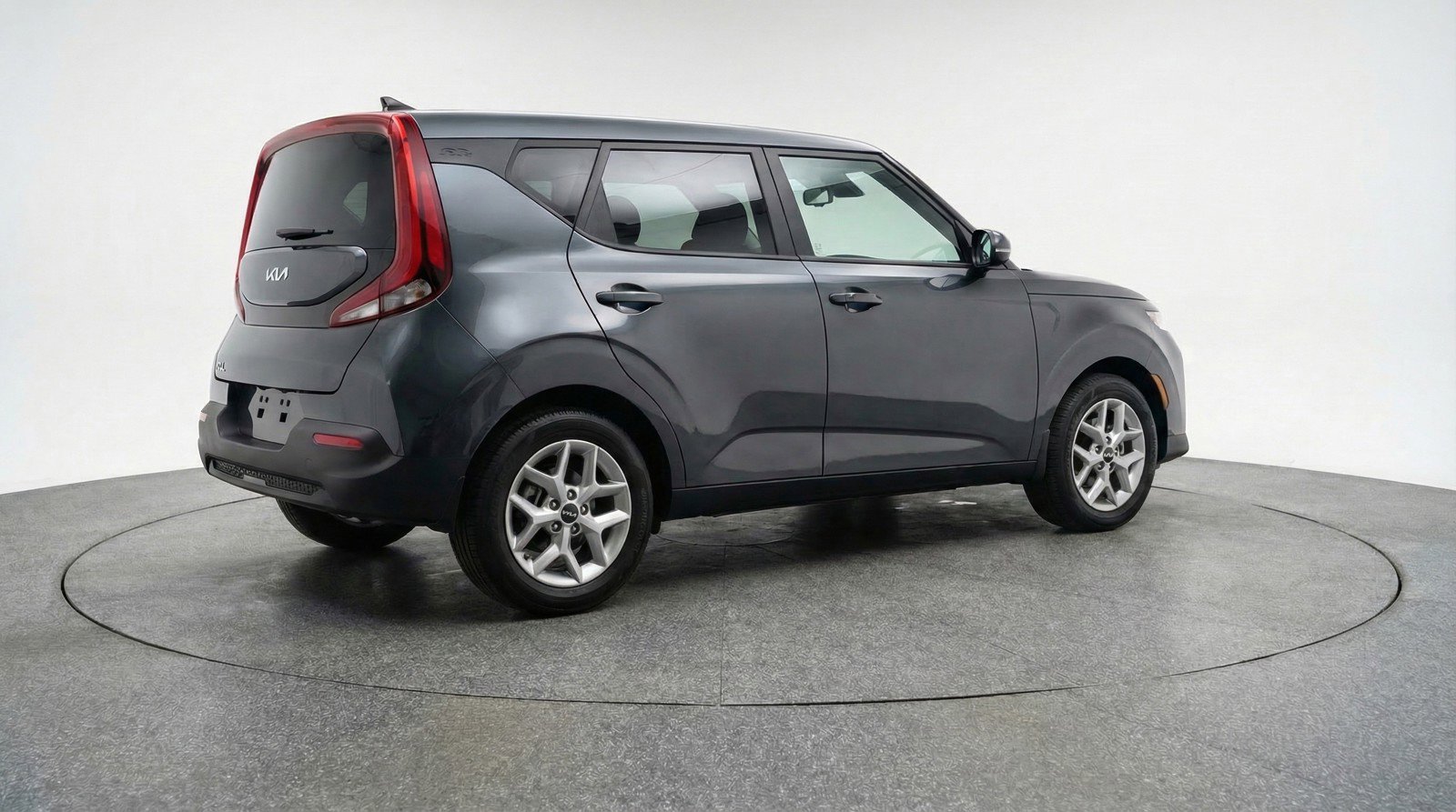 Used 2025 Kia Soul LX w/ LX Technology Package FWD image 9