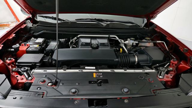 Used 2024 GMC Canyon AT4 w/ AT4 Premium Package image 25