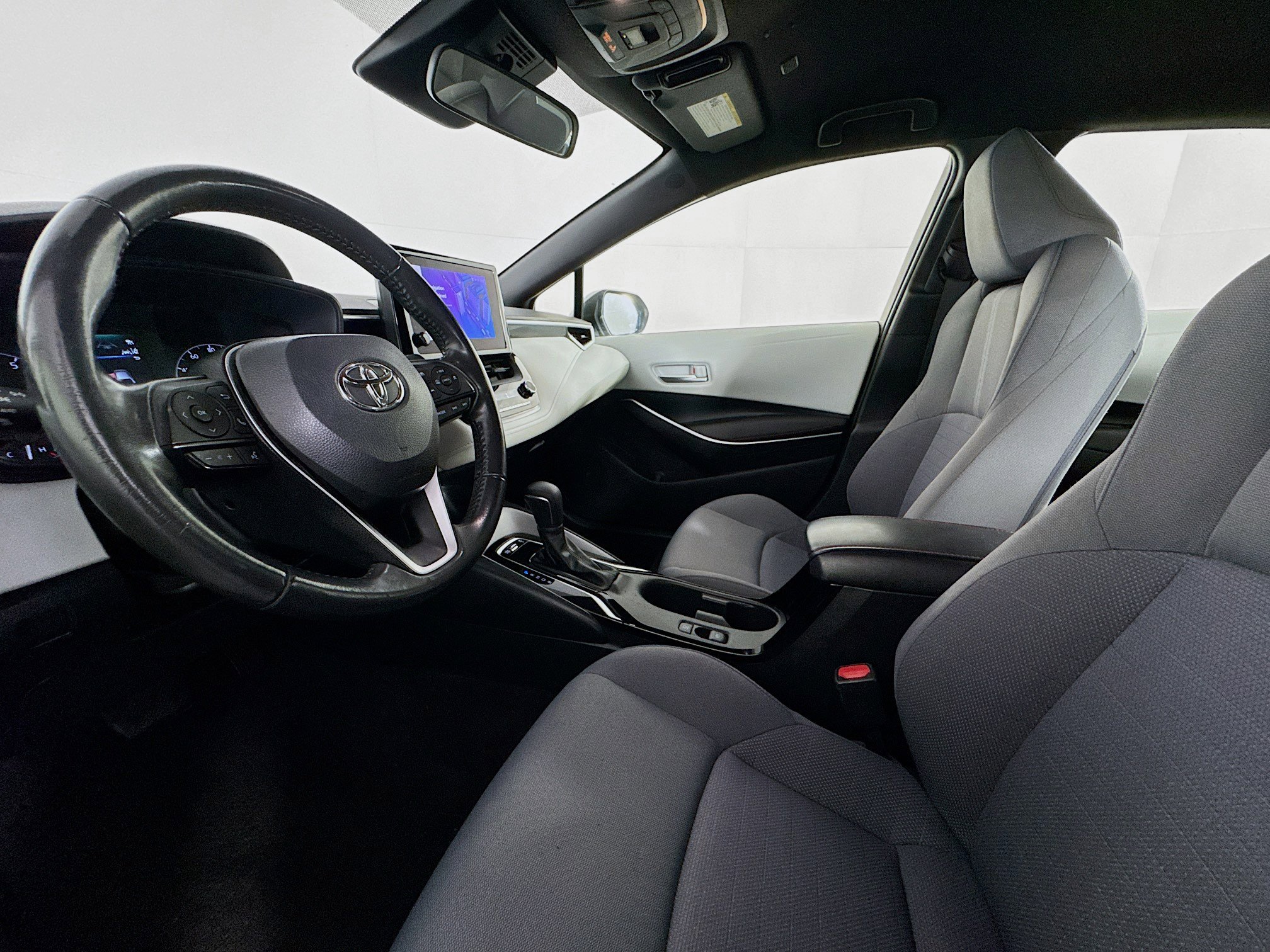 Used 2023 Toyota Corolla SE FWD image 21