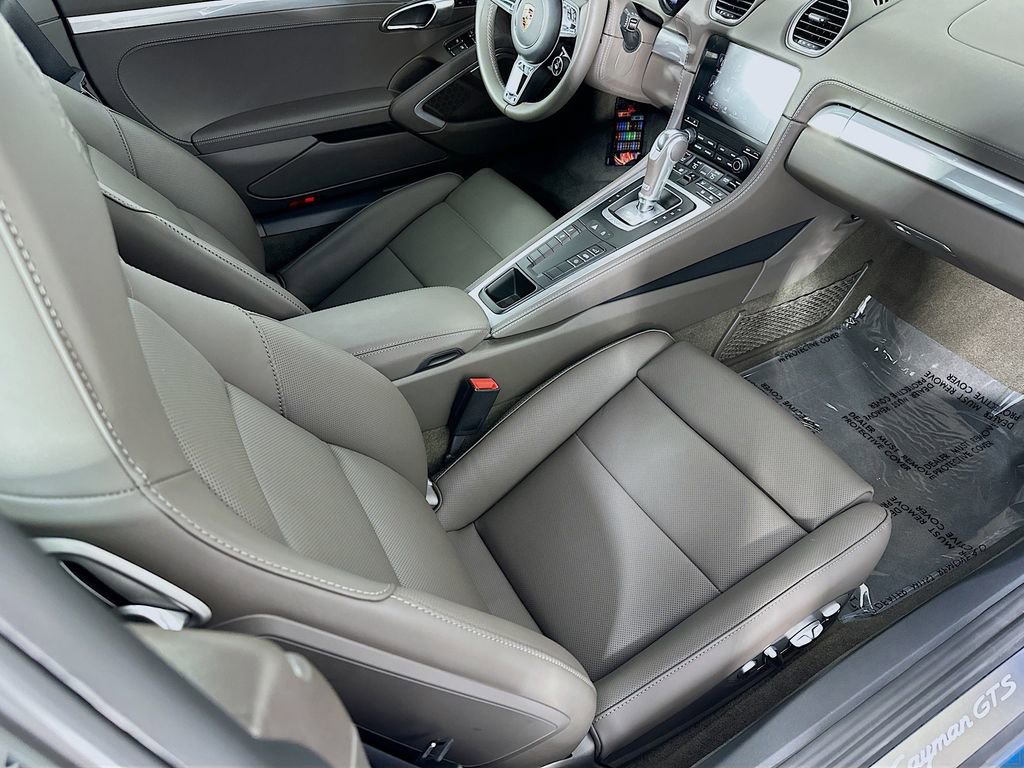 New 2025 Porsche 718 Cayman GT4 image 24