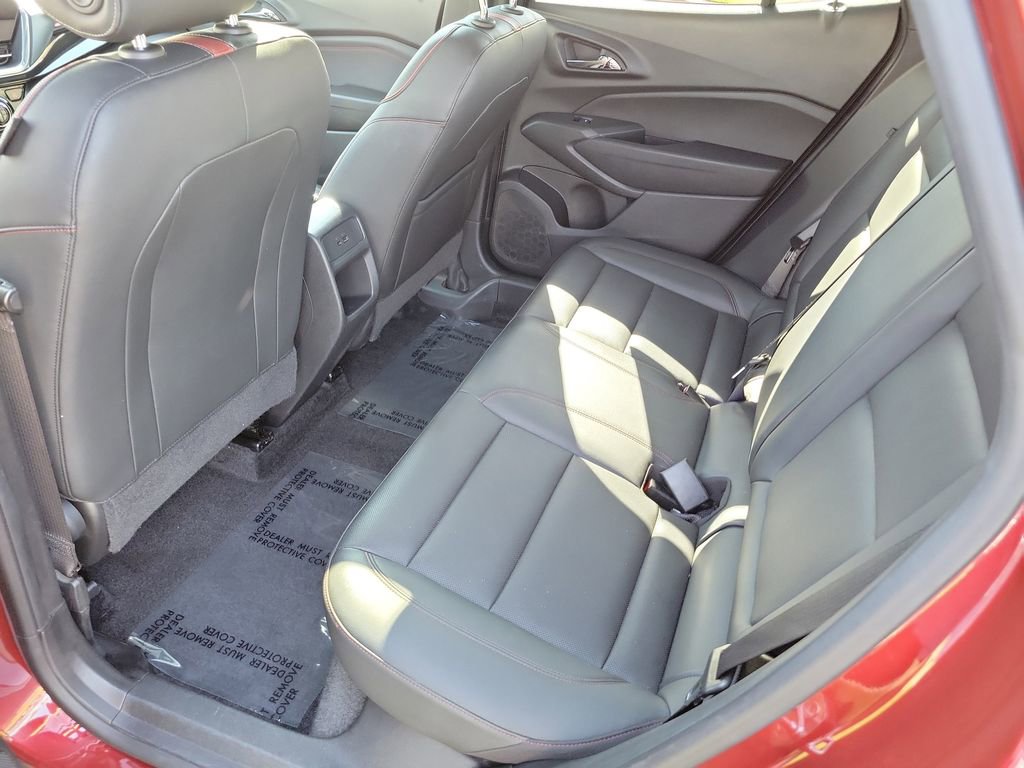 Used 2024 Chevrolet Trax RS w/ Sunroof Package image 23