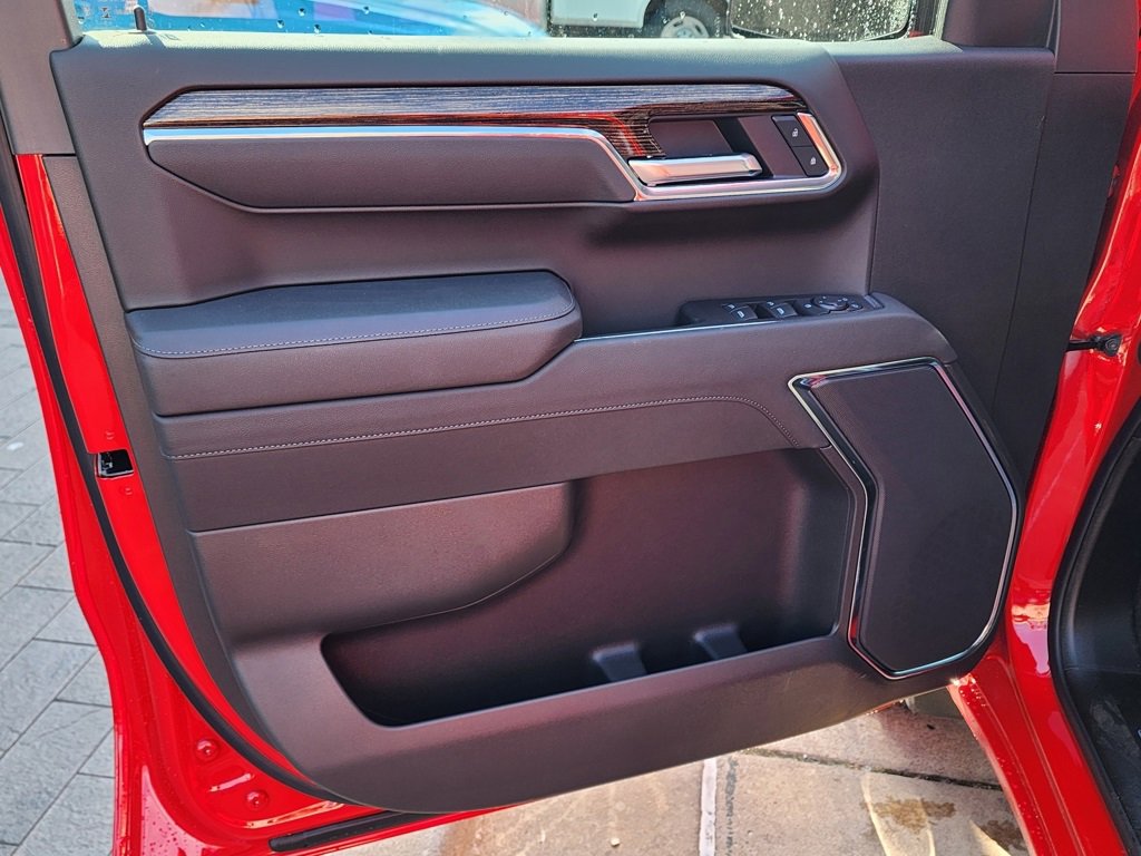 New 2026 GMC Sierra 1500 Elevation image 14