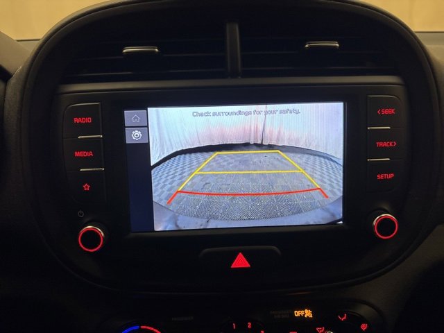 Certified 2022 Kia Soul LX image 17