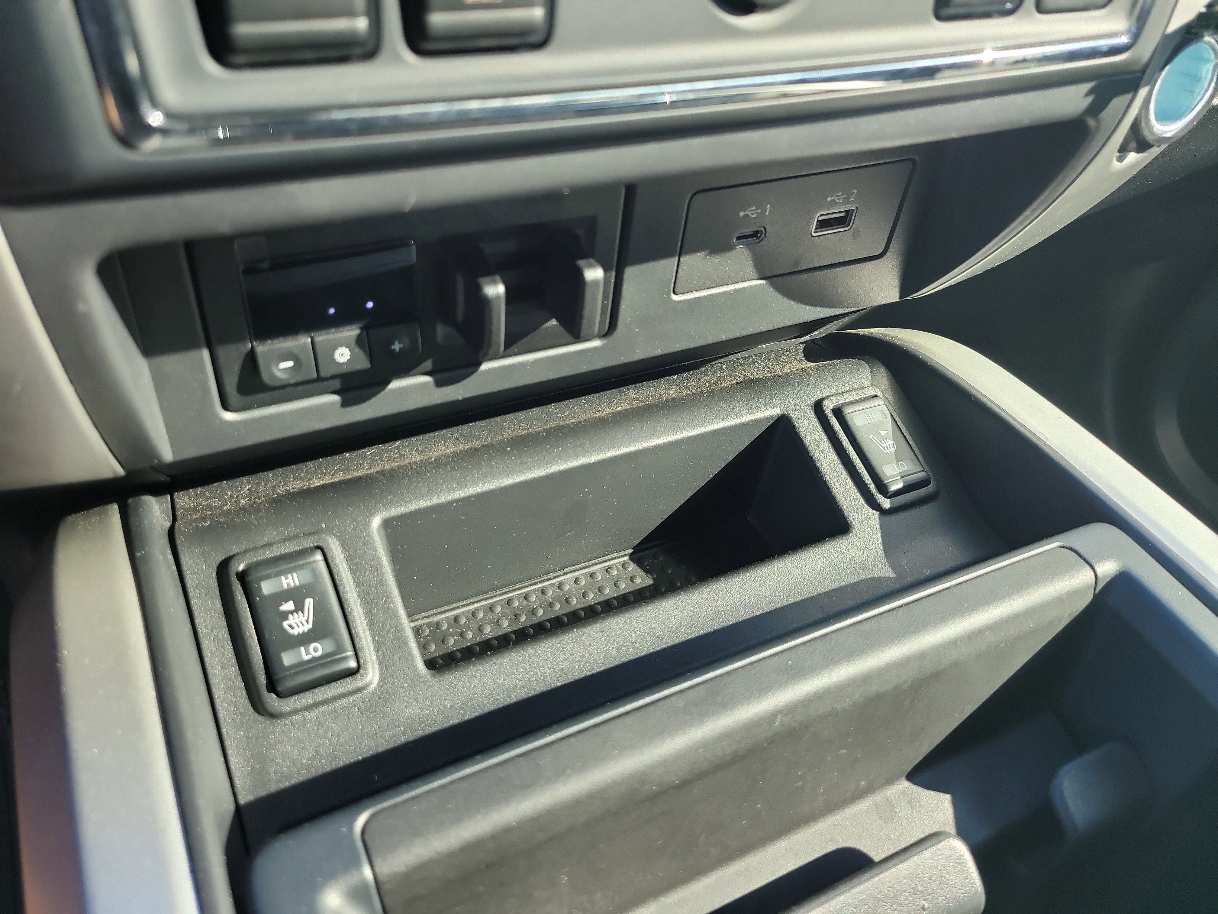 Used 2023 Nissan Titan SV w/ SV Convenience Package RWD image 25
