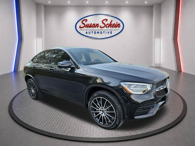 Used 2023 Mercedes-Benz GLC 300 4MATIC Coupe image 3