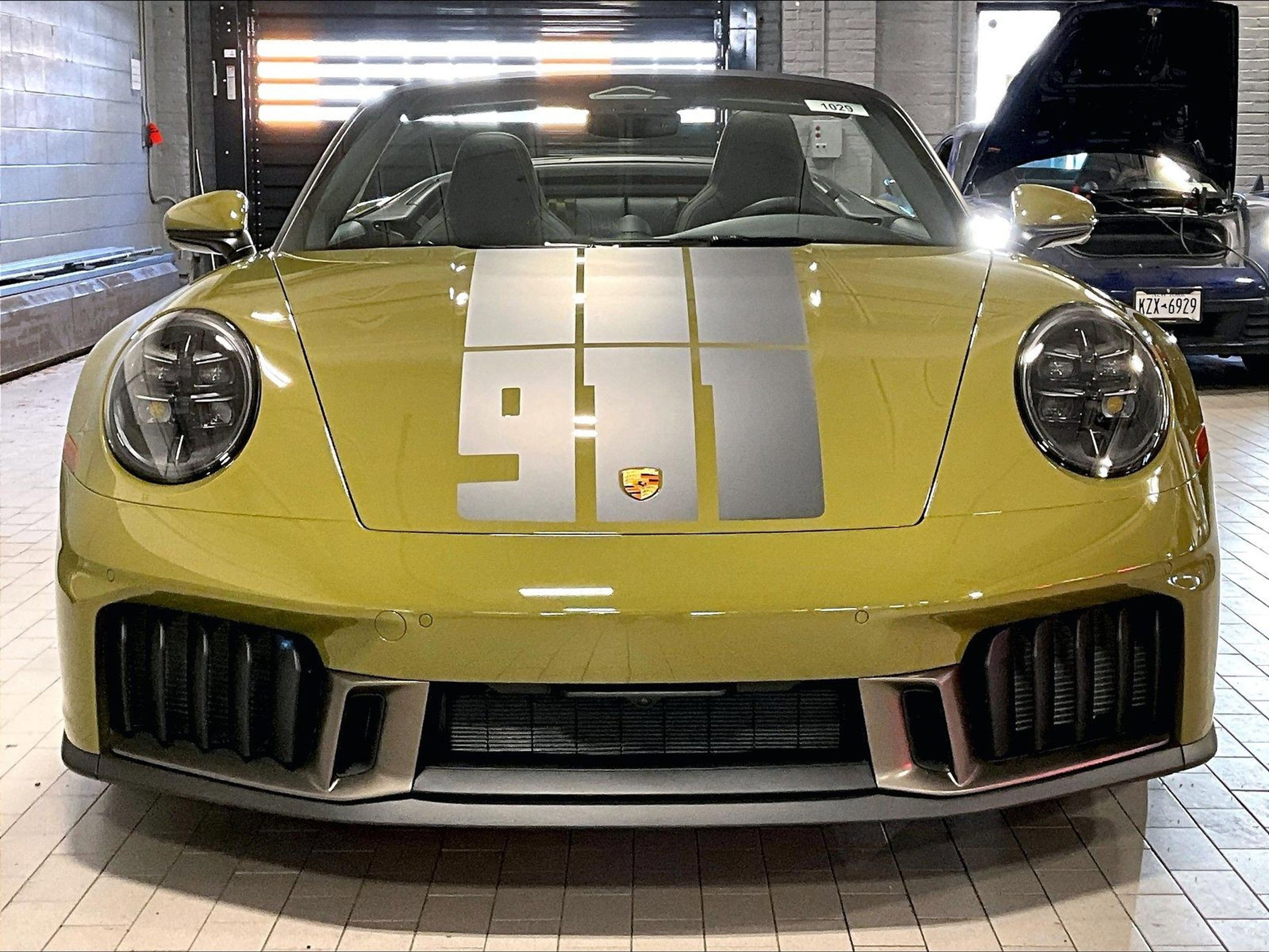 New 2026 Porsche 911 GTS image 21