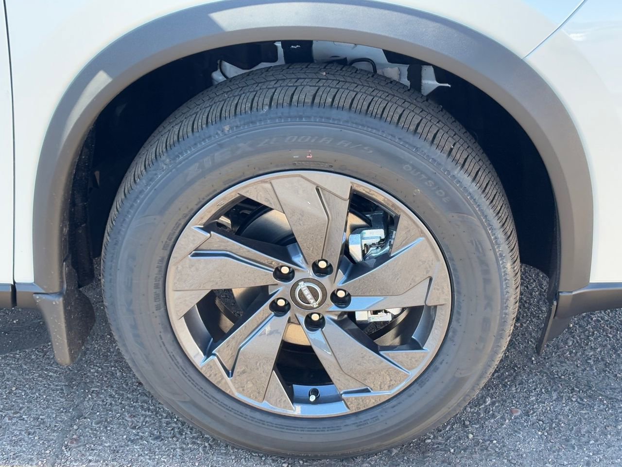 New 2026 Nissan Rogue SV FWD image 9