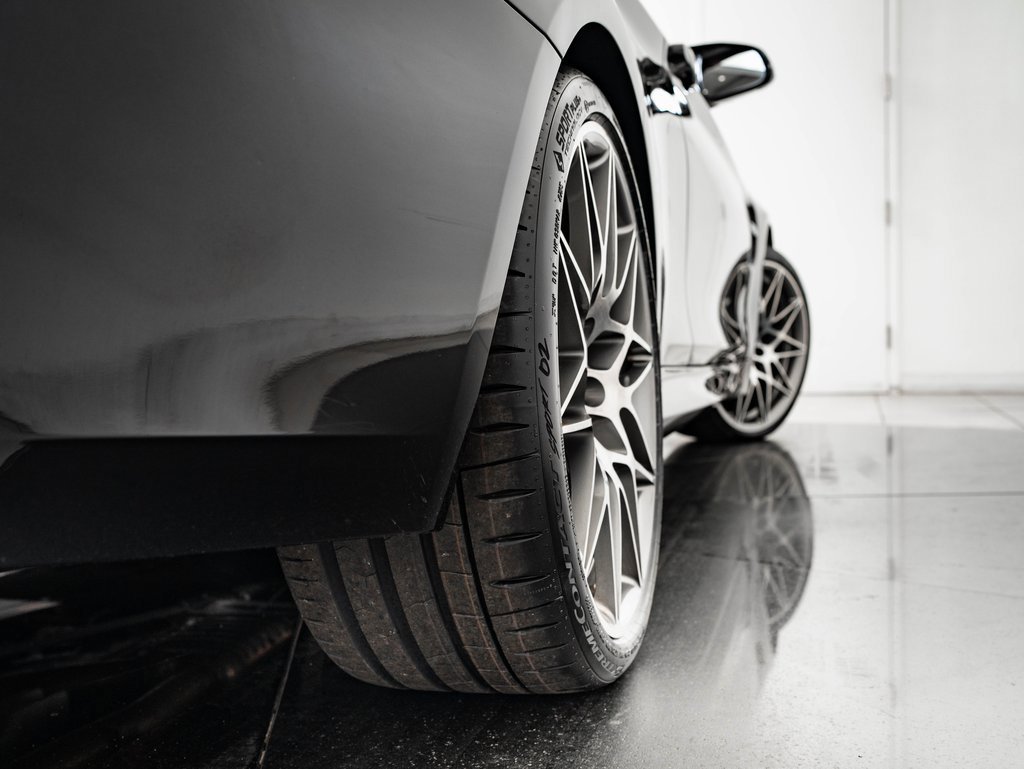 Used 2018 BMW M4 Convertible image 53