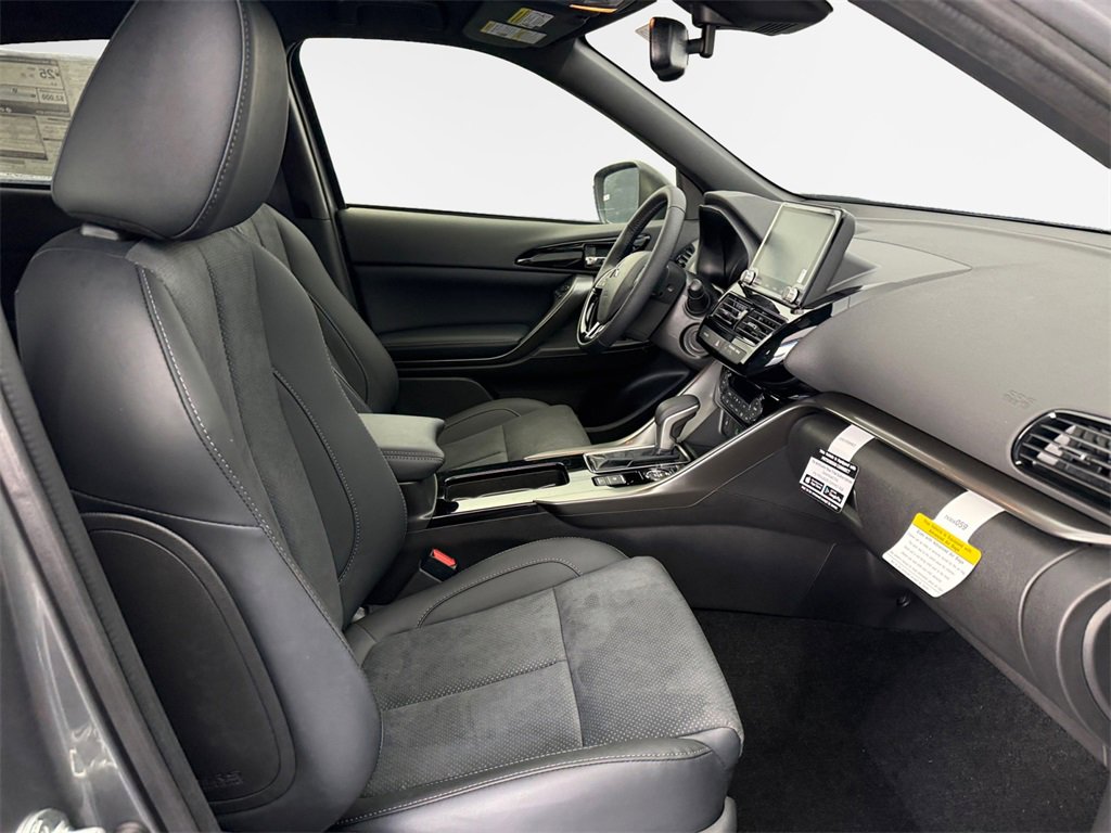 New 2026 Mitsubishi Eclipse Cross Black Edition image 24