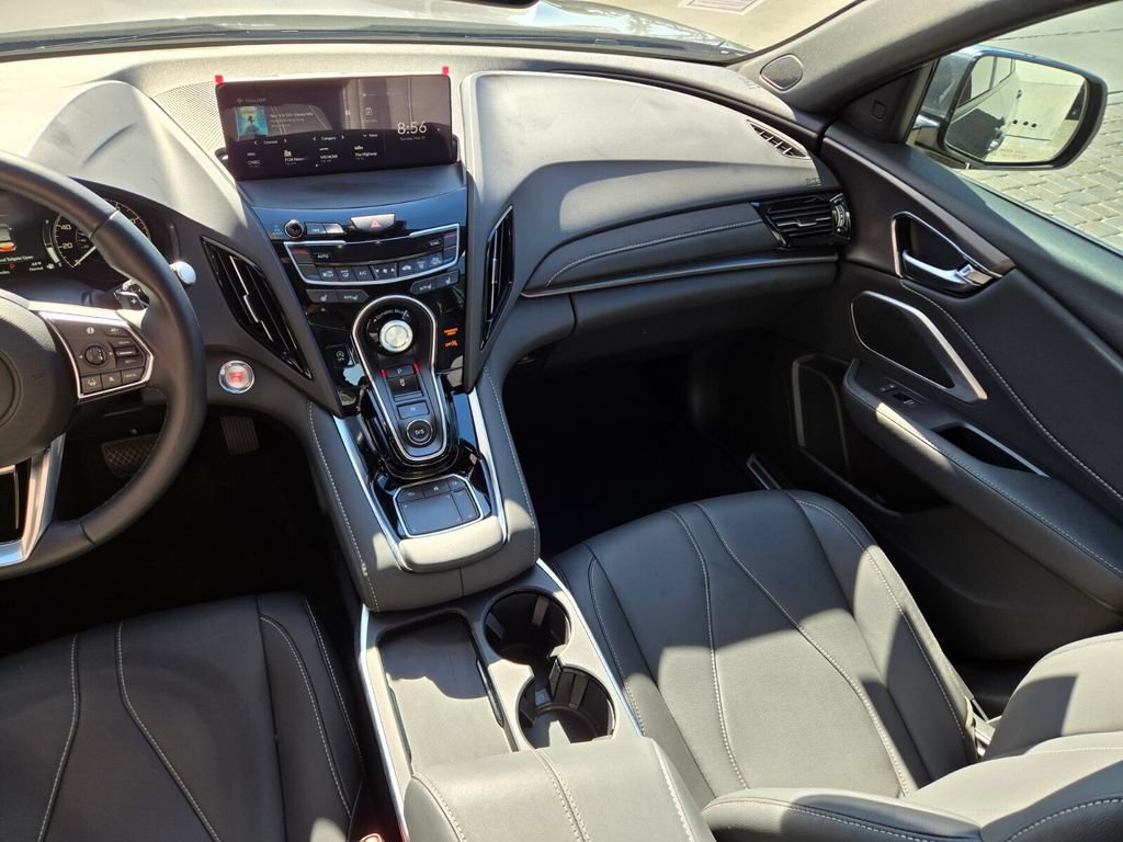 Used 2025 Acura RDX SH-AWD image 16