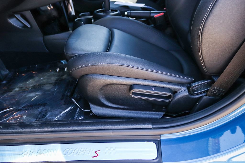 Used 2024 MINI Cooper S FWD image 31