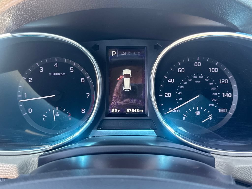 Used 2017 Hyundai Santa Fe Sport AWD/4WD image 37