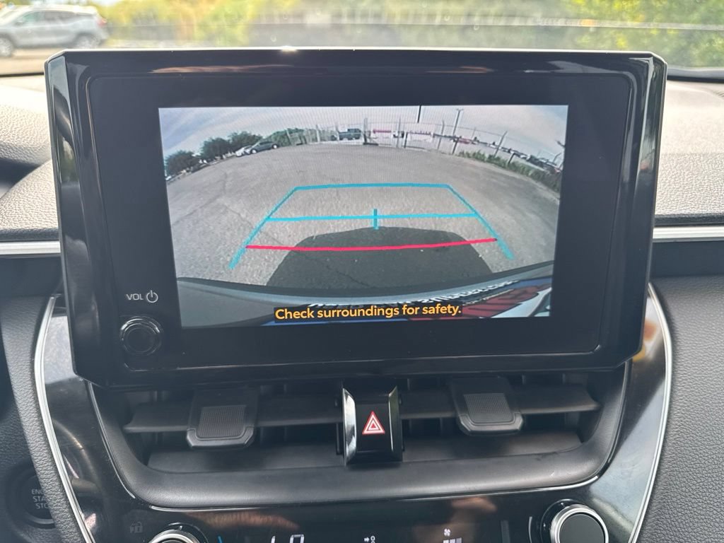 Used 2025 Toyota Corolla Cross LE AWD/4WD image 18