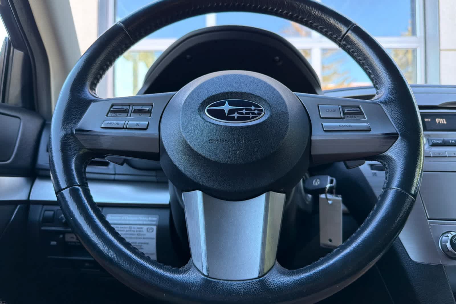 Used 2010 Subaru Outback 2.5i Premium AWD/4WD image 23