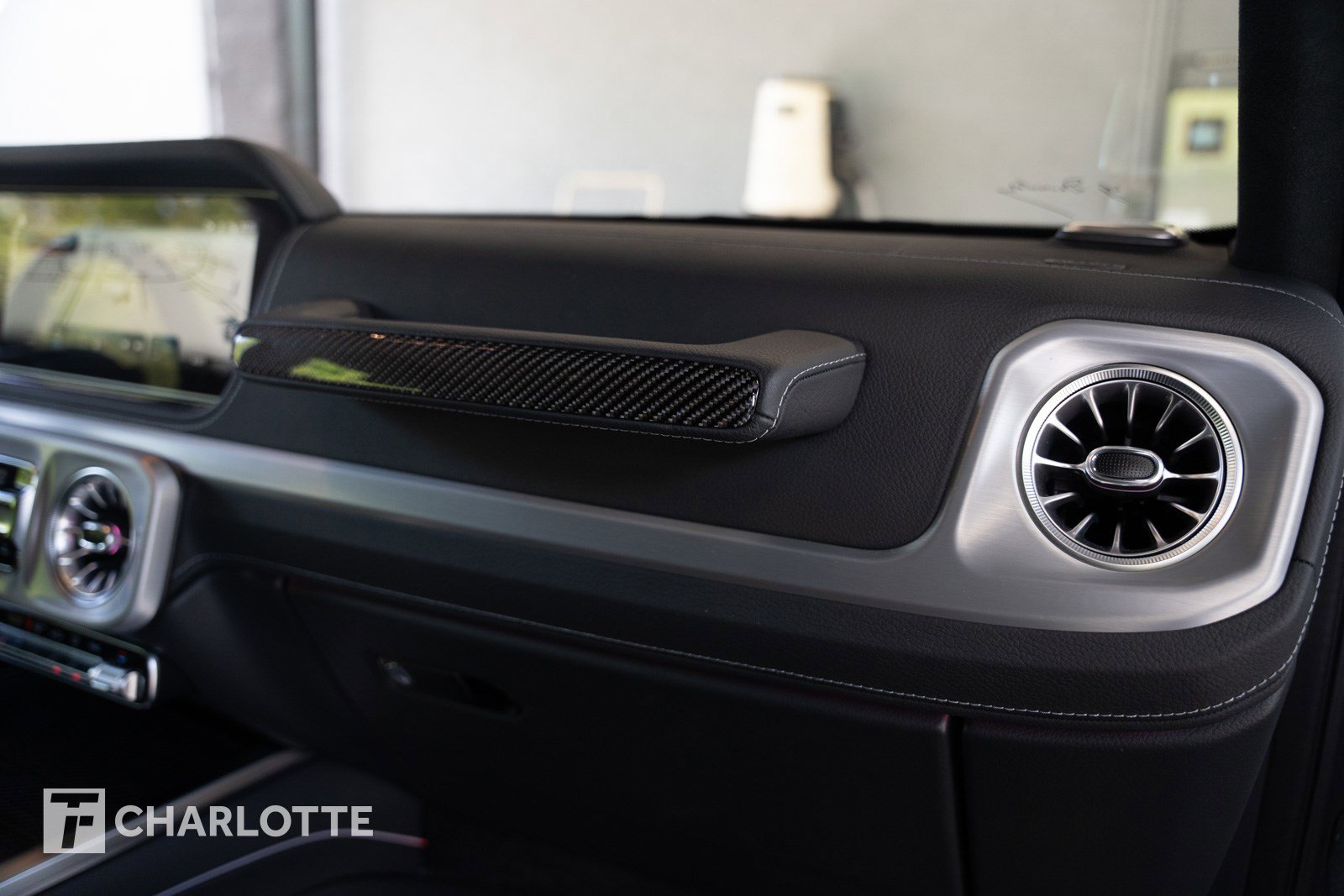 Used 2025 Mercedes-Benz G 63 AMG 4MATIC image 31