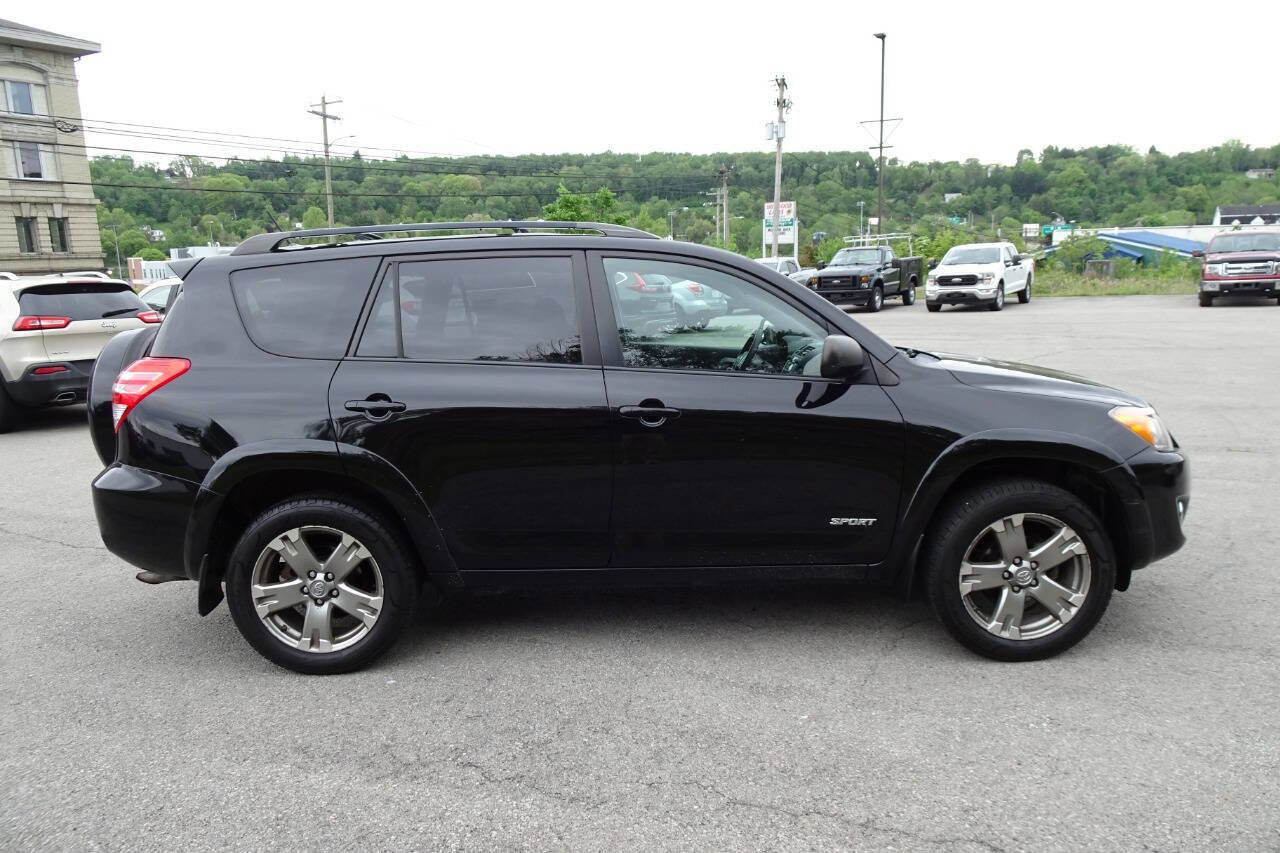 Used 2011 Toyota RAV4 Sport w/ Sport Extra Value Pkg AWD/4WD image 5