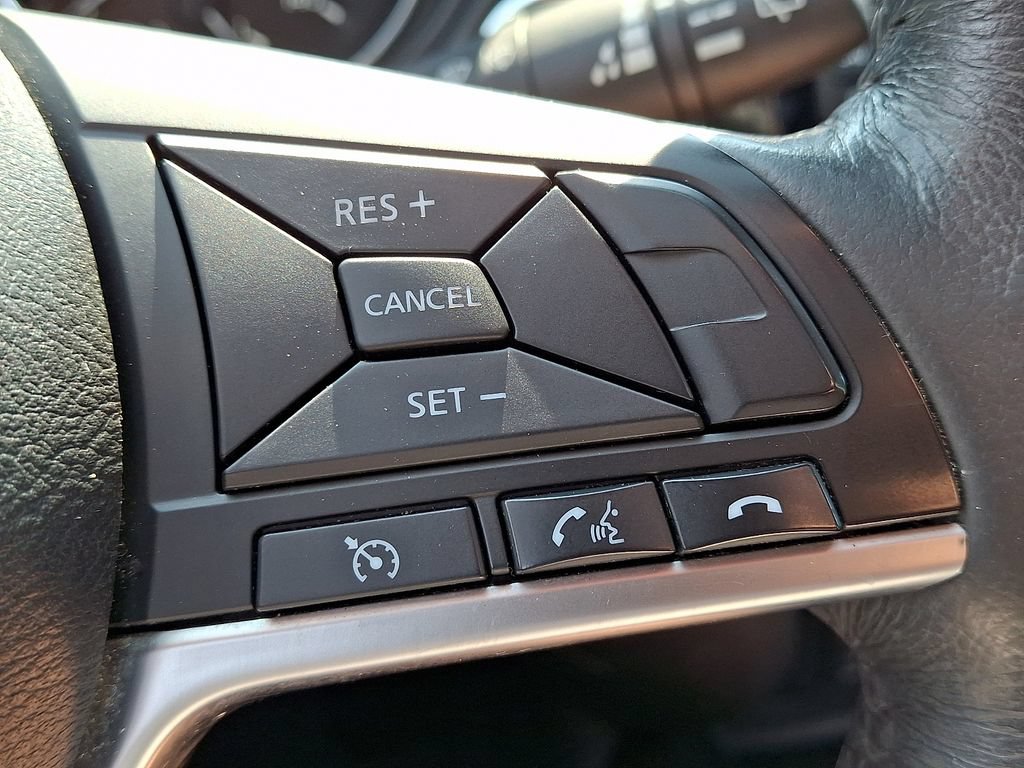 Used 2017 Nissan Rogue SL w/ SL Premium Package AWD/4WD image 24