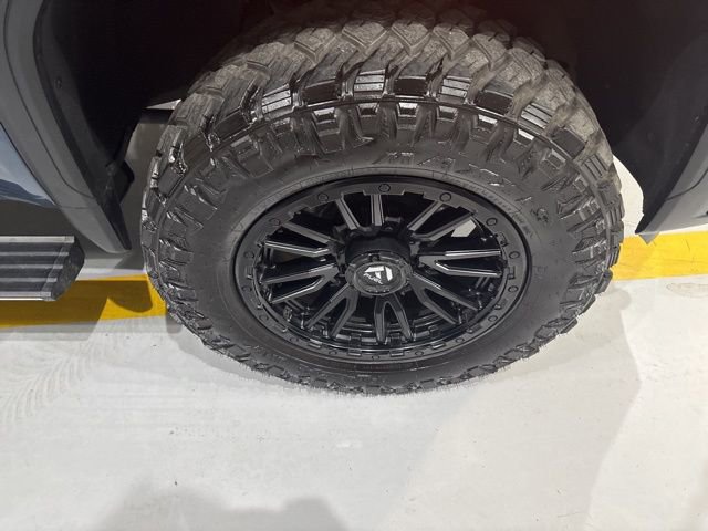 Used 2024 GMC Sierra 2500 Denali w/ Denali Reserve Package image 37