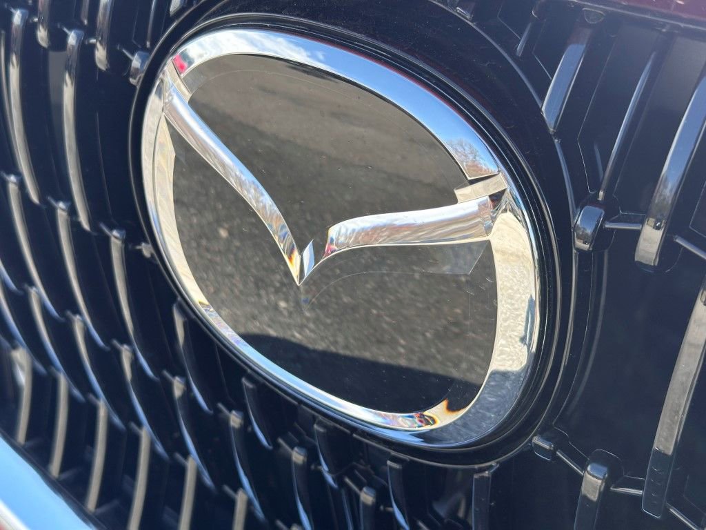 New 2025 MAZDA CX-90 Plug-In Hybrid w/ Preferred image 14