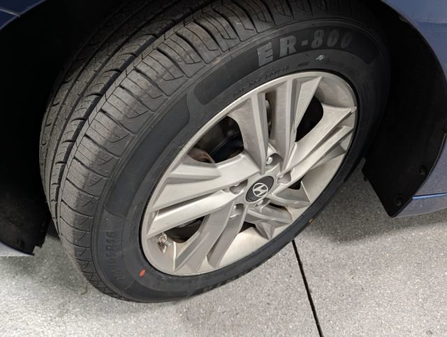 Used 2019 Hyundai Elantra SEL image 7