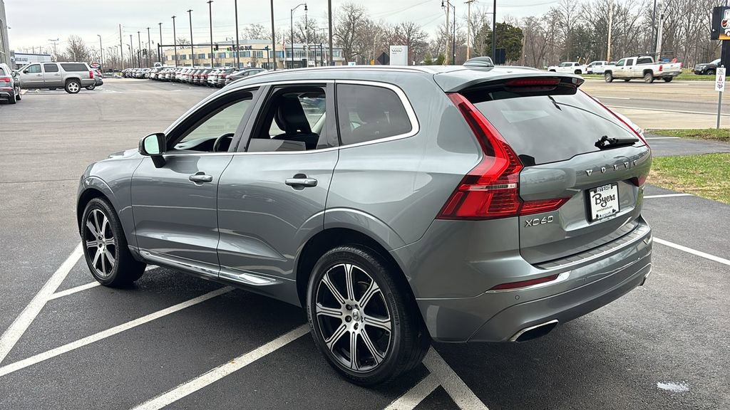 Used 2021 Volvo XC60 T5 Inscription w/ Climate Package image 4