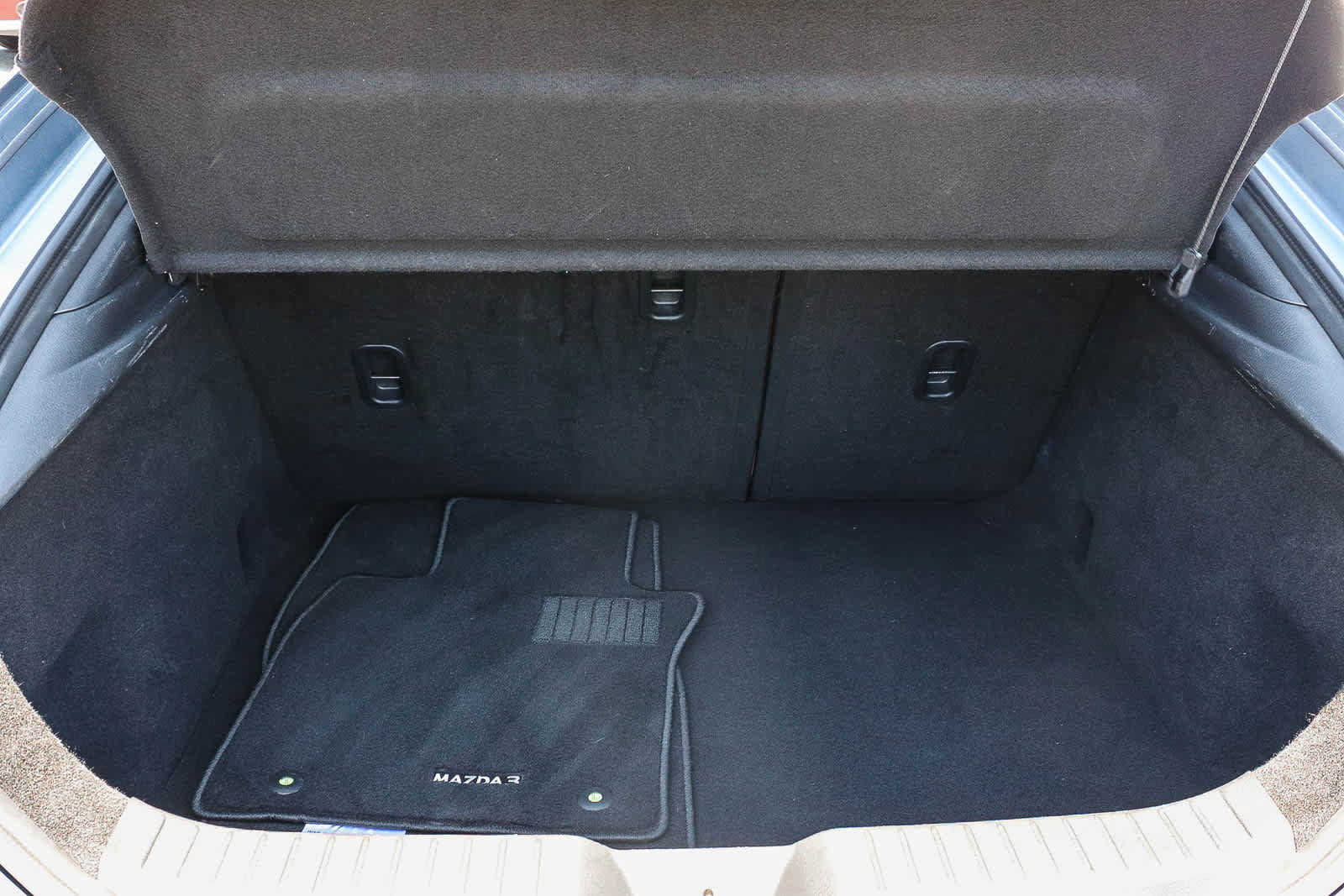 Used 2022 MAZDA MAZDA3 s FWD image 25