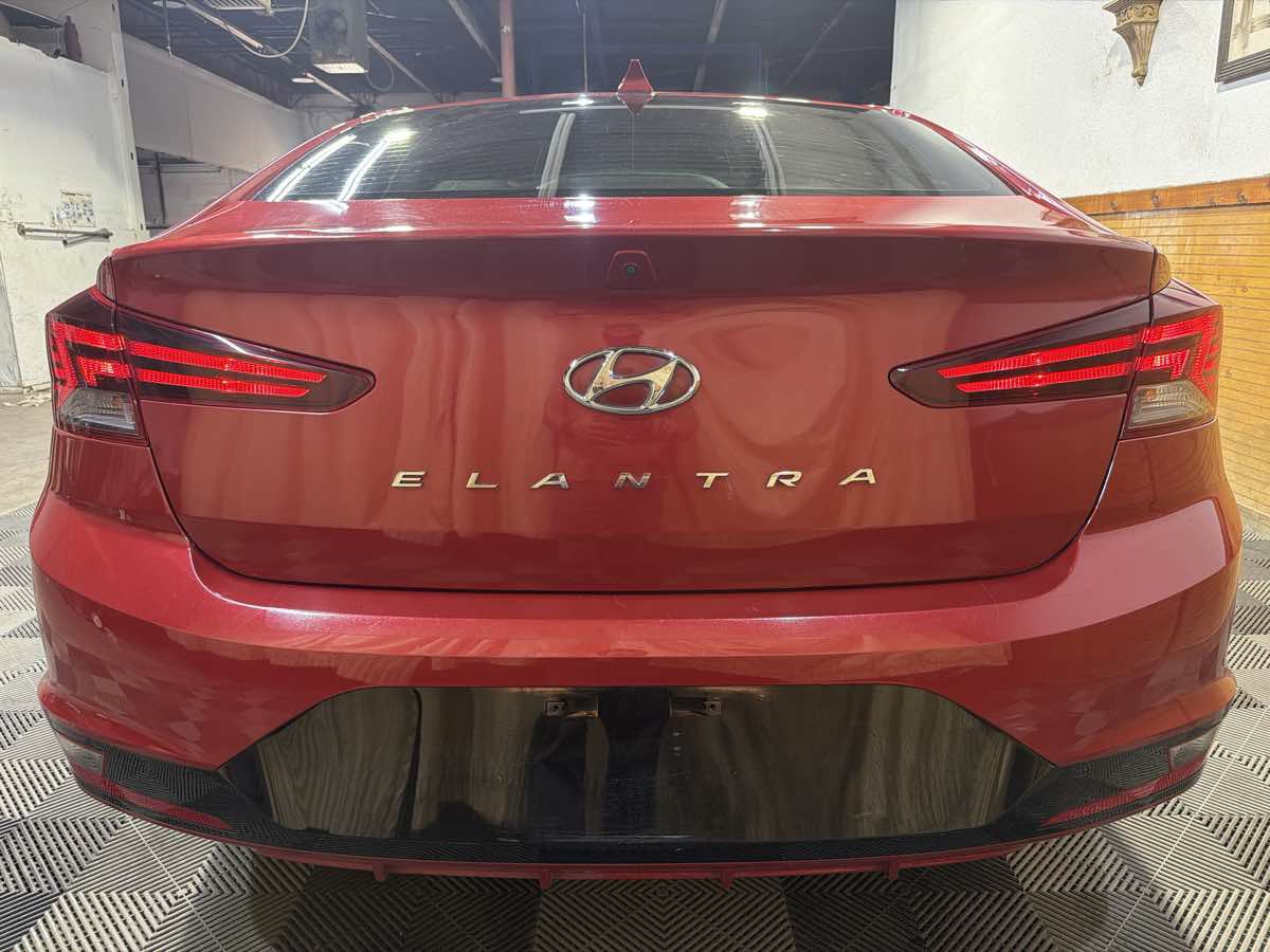 Used 2019 Hyundai Elantra Value Edition FWD image 4